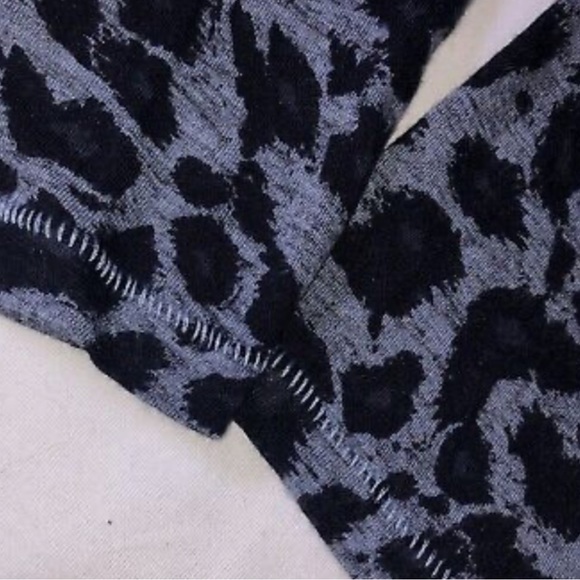 Gerard Darel Blue/Black Animal Print L/S T-Shirt - Picture 3 of 6